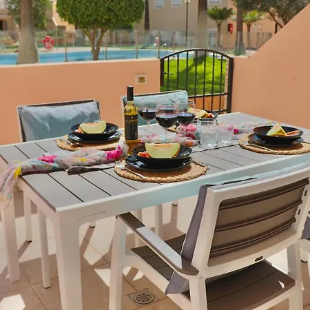 California Relax Alice I Pool View 아파트 *