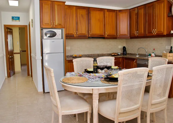 California Relax Alice I Pool View *