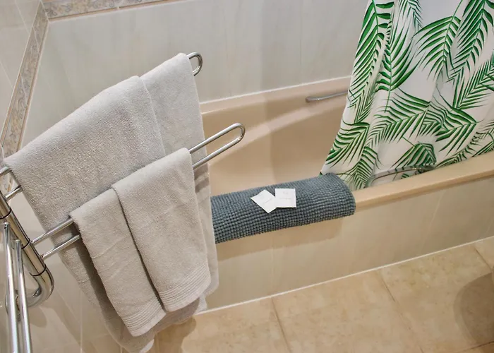 California Relax Alice I Pool View